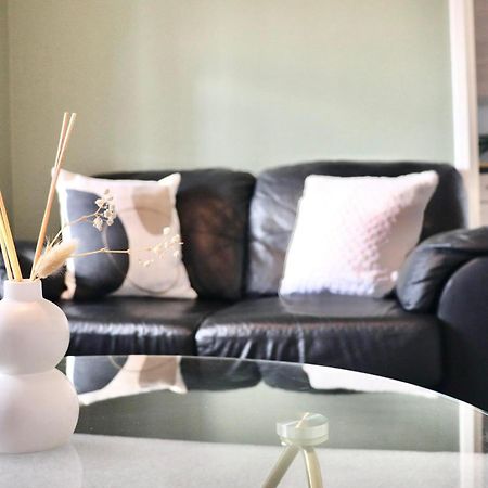 Stunning Apartment, Sleeps 4, Central London, 1 Bedroom, Zone 1, Kennington - Open For Business Stays, Long Stays And Families Relocating エクステリア 写真