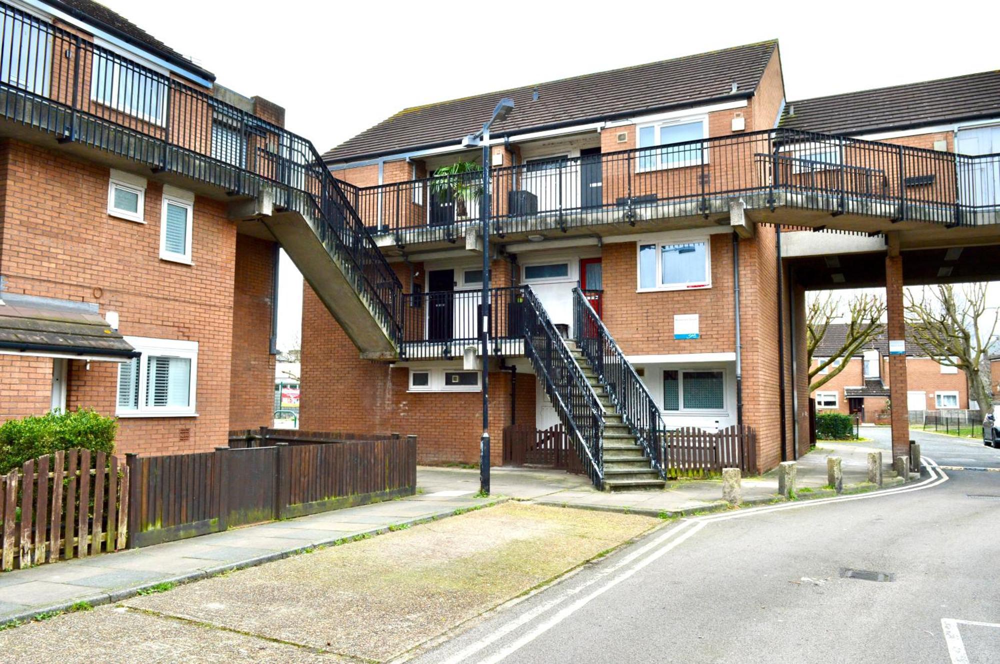 Stunning Apartment, Sleeps 4, Central London, 1 Bedroom, Zone 1, Kennington - Open For Business Stays, Long Stays And Families Relocating エクステリア 写真