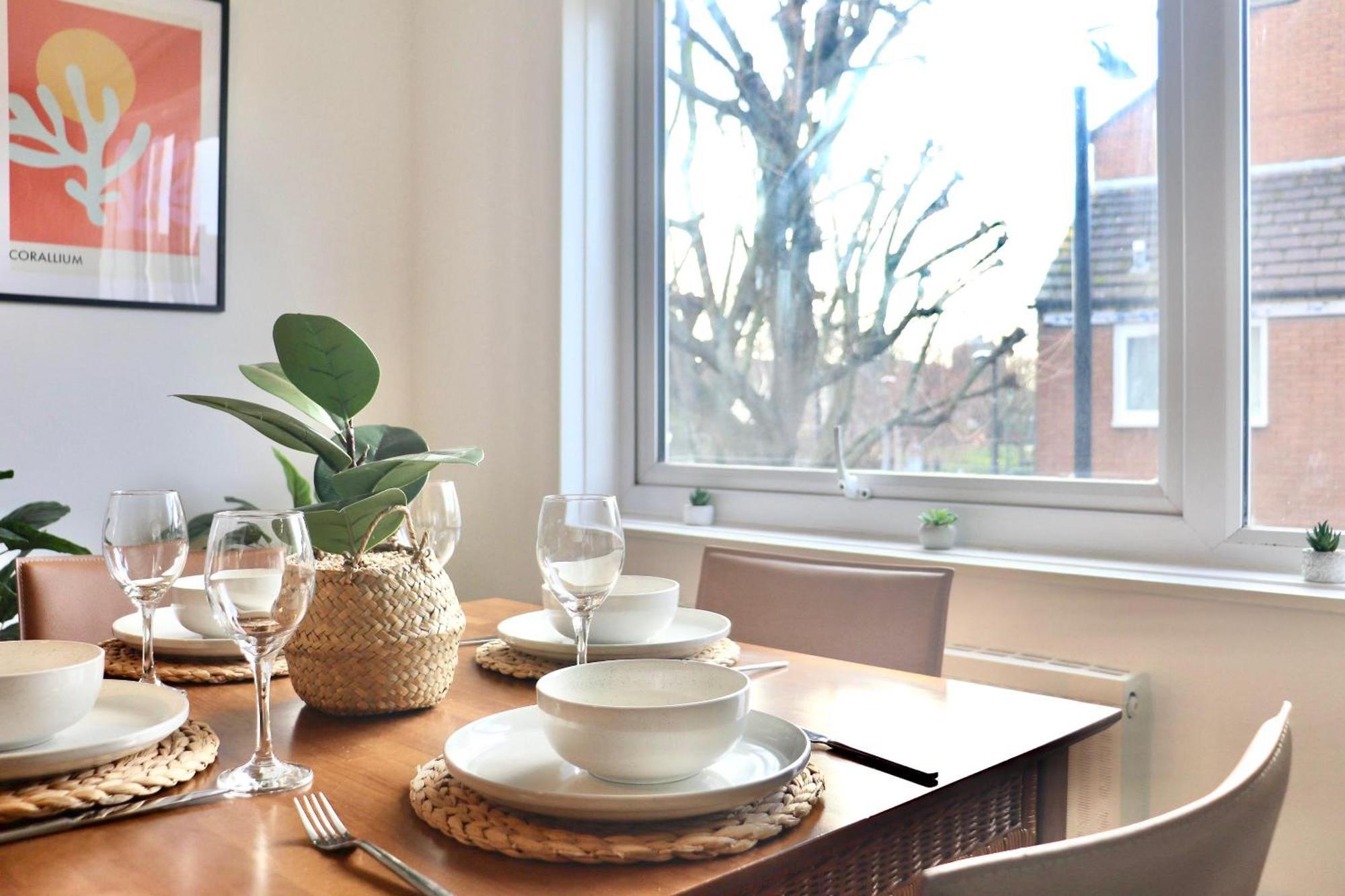 Stunning Apartment, Sleeps 4, Central London, 1 Bedroom, Zone 1, Kennington - Open For Business Stays, Long Stays And Families Relocating エクステリア 写真