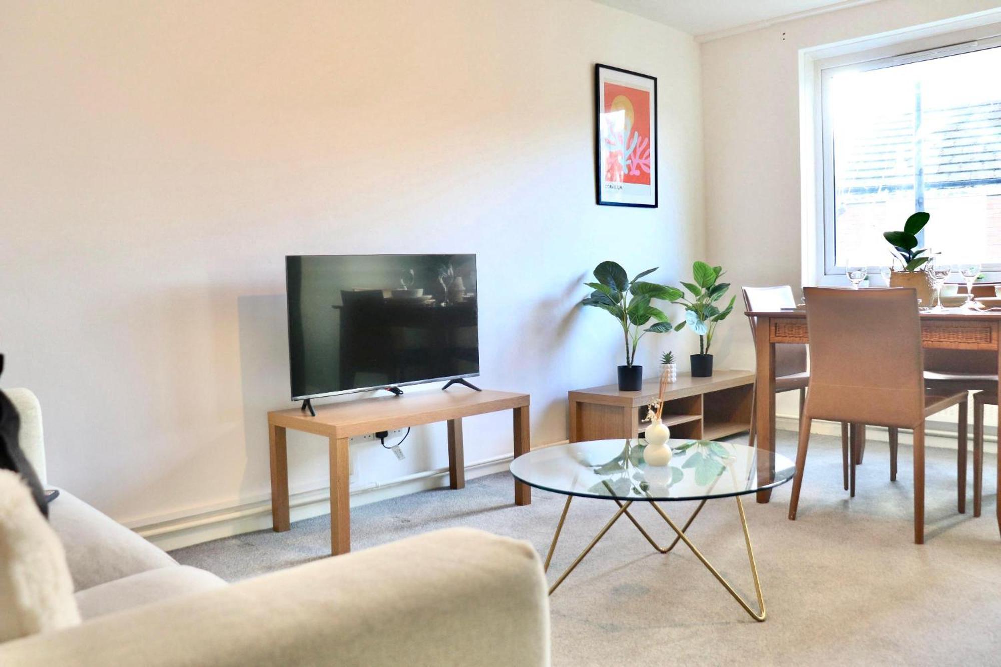 Stunning Apartment, Sleeps 4, Central London, 1 Bedroom, Zone 1, Kennington - Open For Business Stays, Long Stays And Families Relocating エクステリア 写真